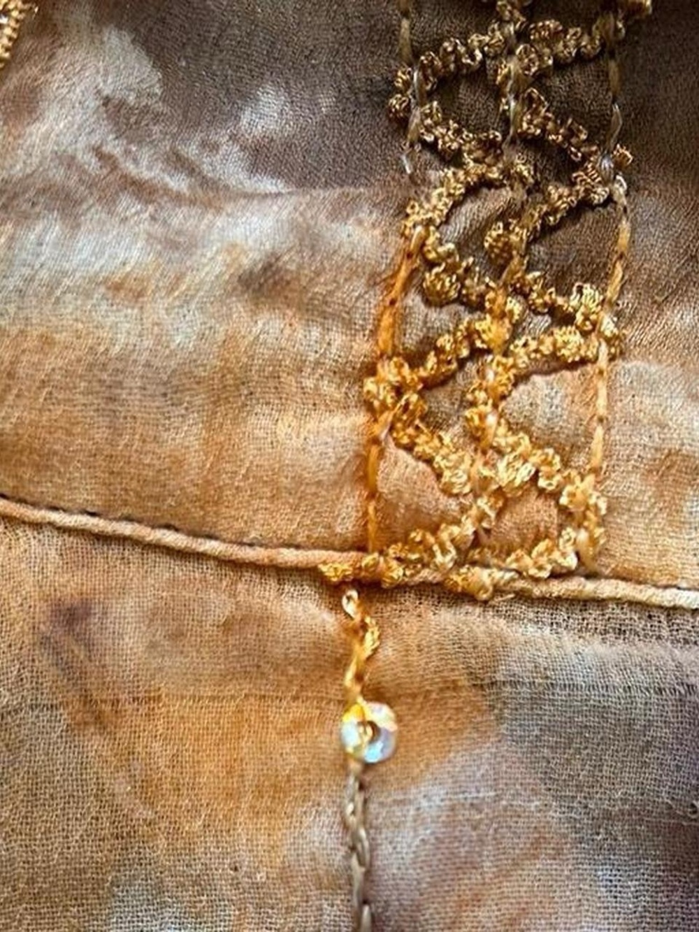 Rust Tie-Dye Ruffle Top - Picture 4 of 6